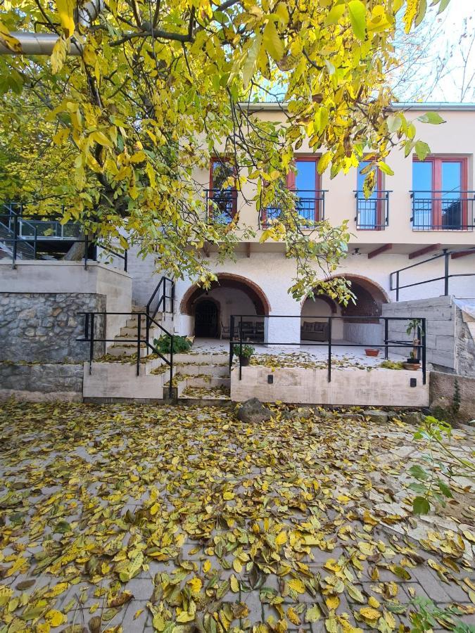 Palantir Panzio Bed & Breakfast Miskolc Eksteriør bilde